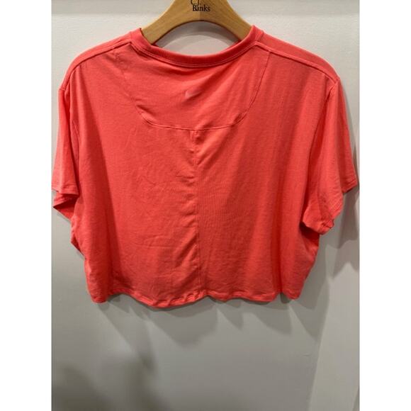 Nike Dri Fit - Picture 2 of 3